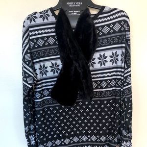 Simply Vera Wang Jersey Sleep Set W/Faux Fur Scarf